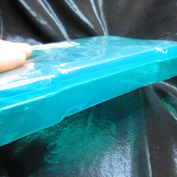 Light Blue Plastic Storage Case - Picture 5 of 5